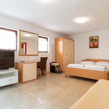Apartment Milka Rovinj Exteriör bild