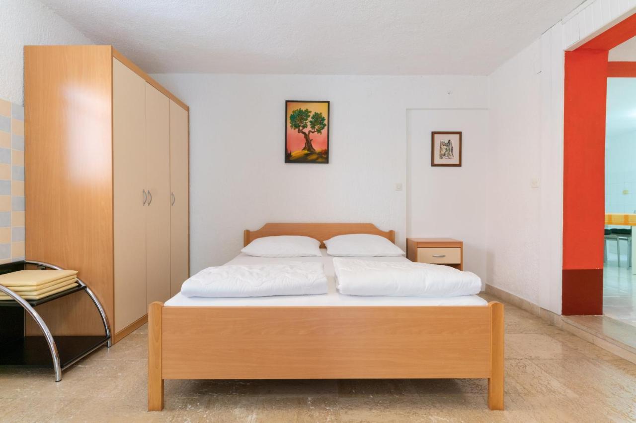 Apartment Milka Rovinj Exteriör bild
